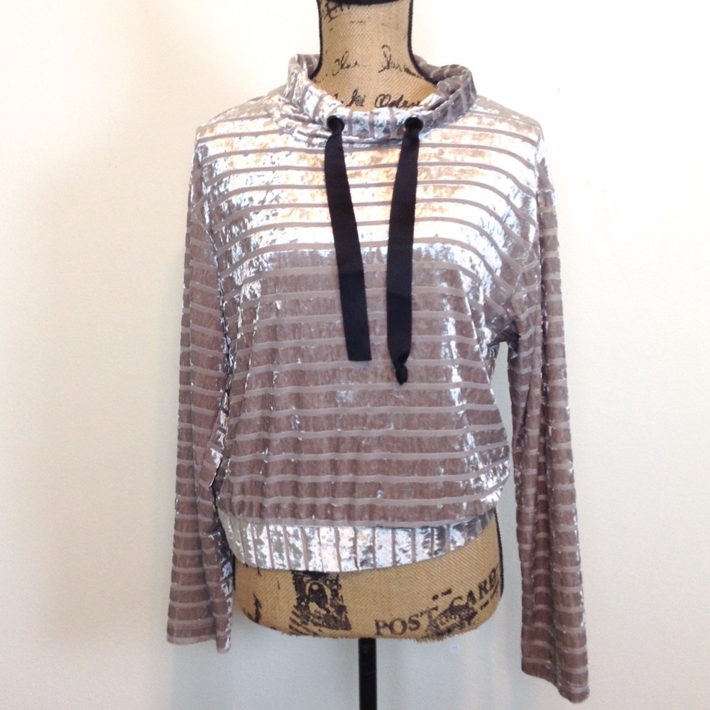 Gypsies & Moondust Semi-Sheer Cowl Neck S